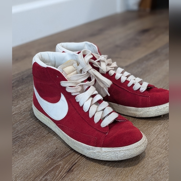 Nike Blazer High Suede Varsity Red Trainers Mens Size 8.5 (344344-611) Pre-Owned main image 5